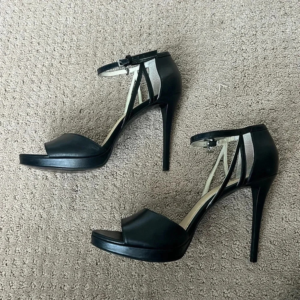 MICHAELβ KORS Belle Open Toe Leather Heels - Picture 6 of 11